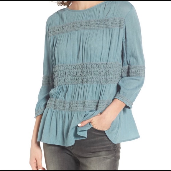 Hinge • Creamy White Embroidered Blouse - Picture 10 of 10